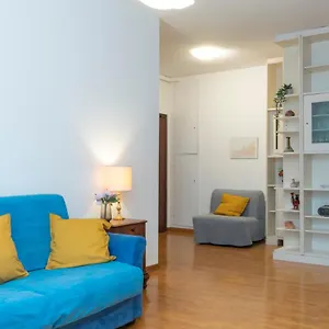 https://mimmi-apartment-zurigo-12.italymilanhotels.net