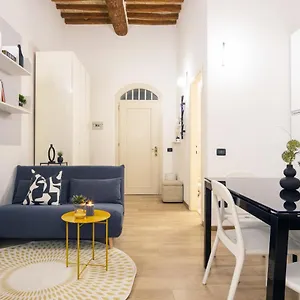Corso Vannucci Central Appartamento